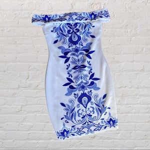 Sexy Off Shoulder White Cobalt Blue Medallion Print Dress, White Body Con Party